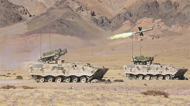 第76集團軍某旅開展實彈射擊訓練